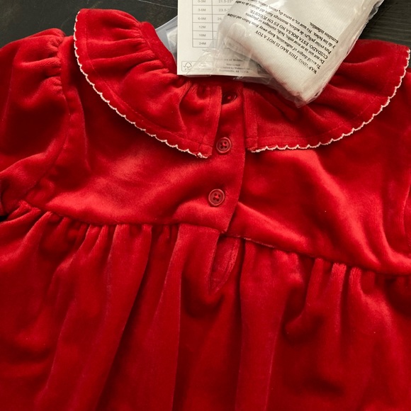 Girls Red Velour Long Sleeve Dress & White Tights Set 18 months - Picture 7 of 7